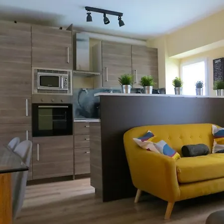 Viv. Turística Museo Del Comercio *