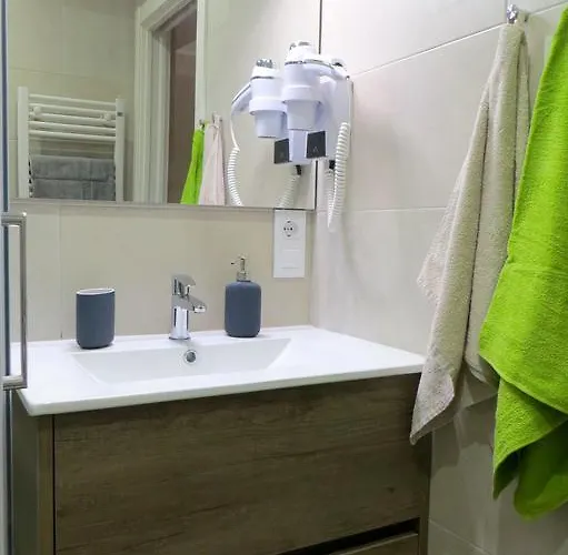 Viv. Turística Museo Del Comercio *